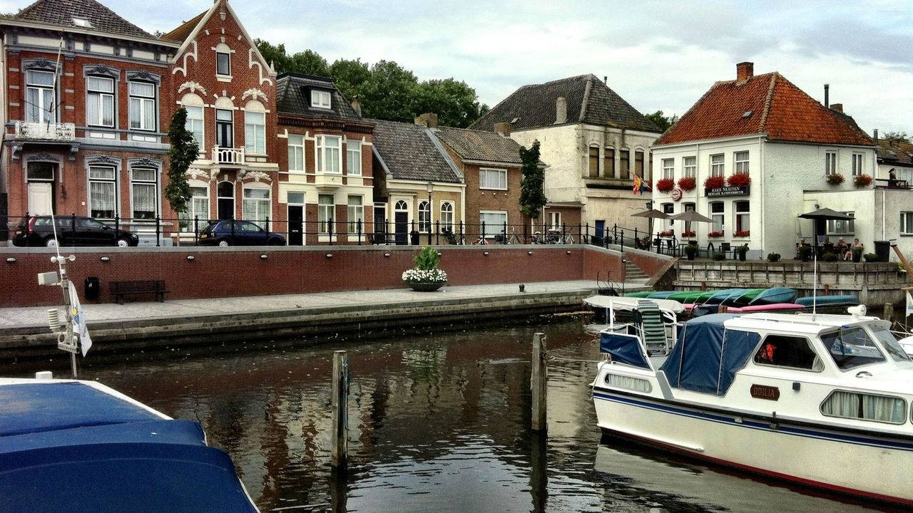 De rust is terug in de Oudenbossche haven