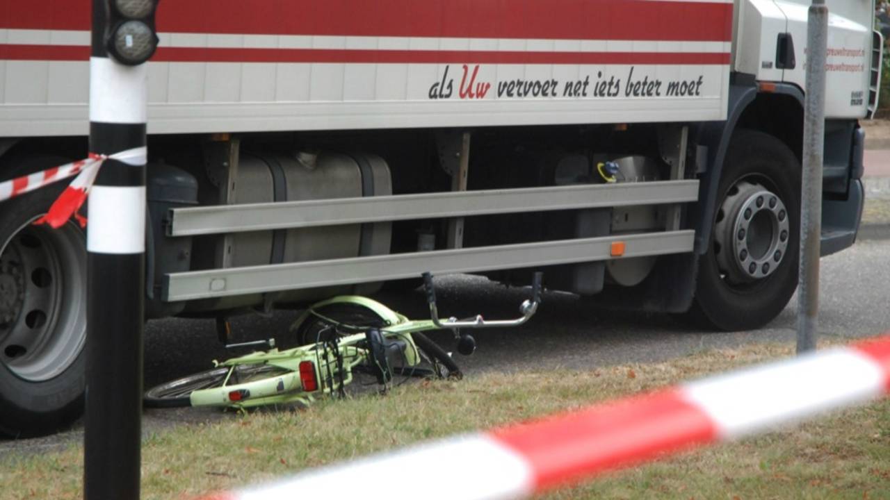 De fiets bij de auto (foto: Sem van Rijssel/SQ Vision)