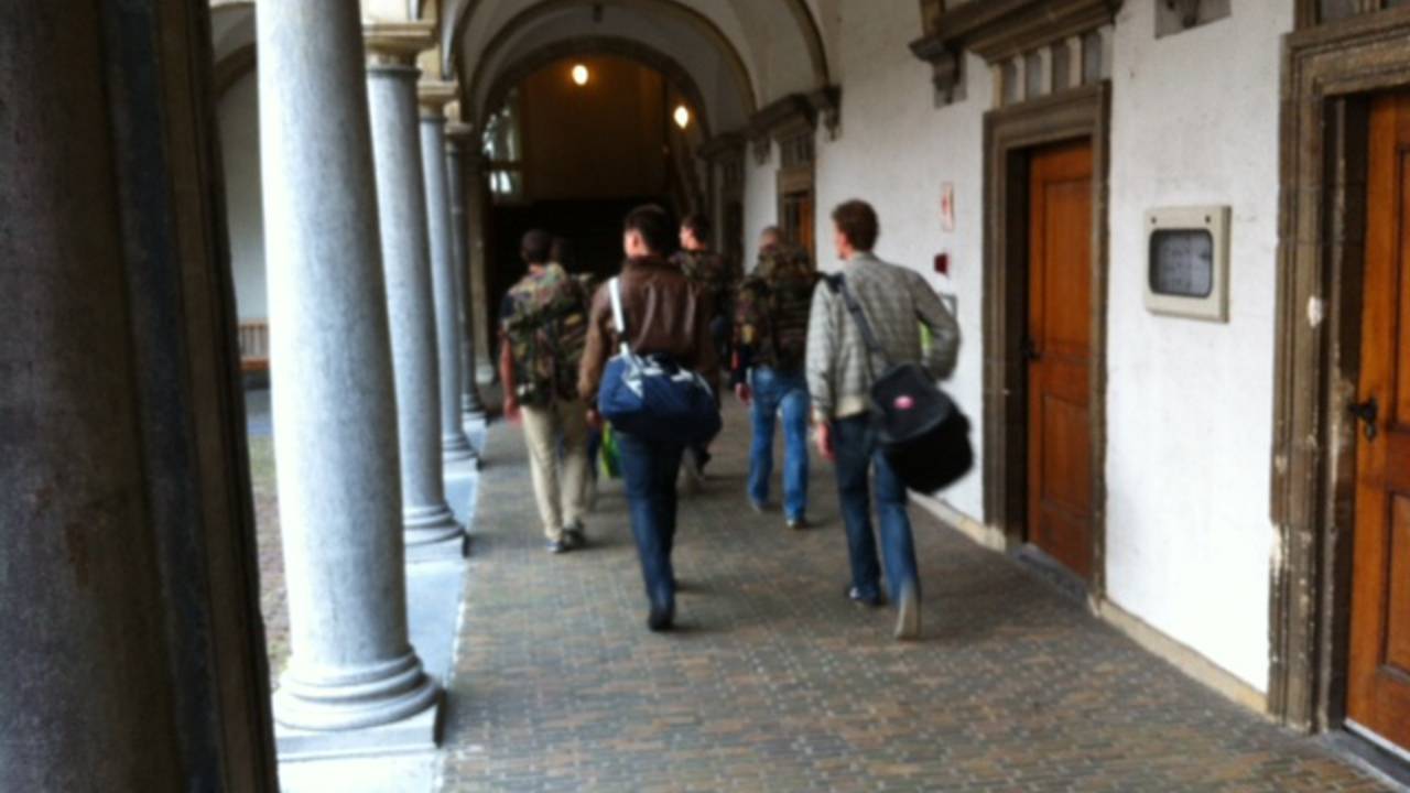 Ga naar slide 6