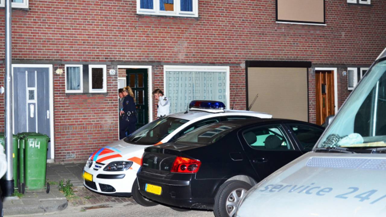 Woninginval Wagenaarstraat Tilburg (foto: Jack Brekelmans / JV-Media)