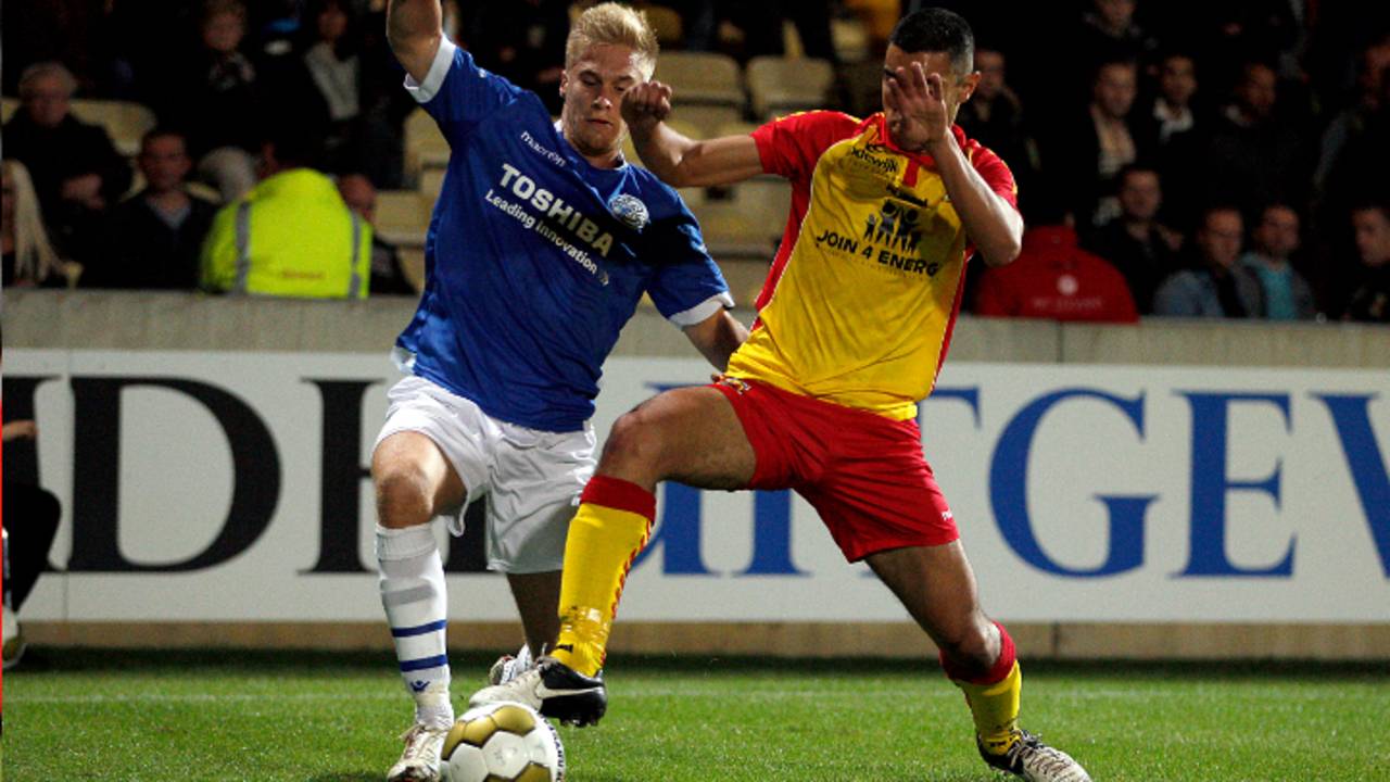 FC Den Bosch onderuit (Foto: Pics United)