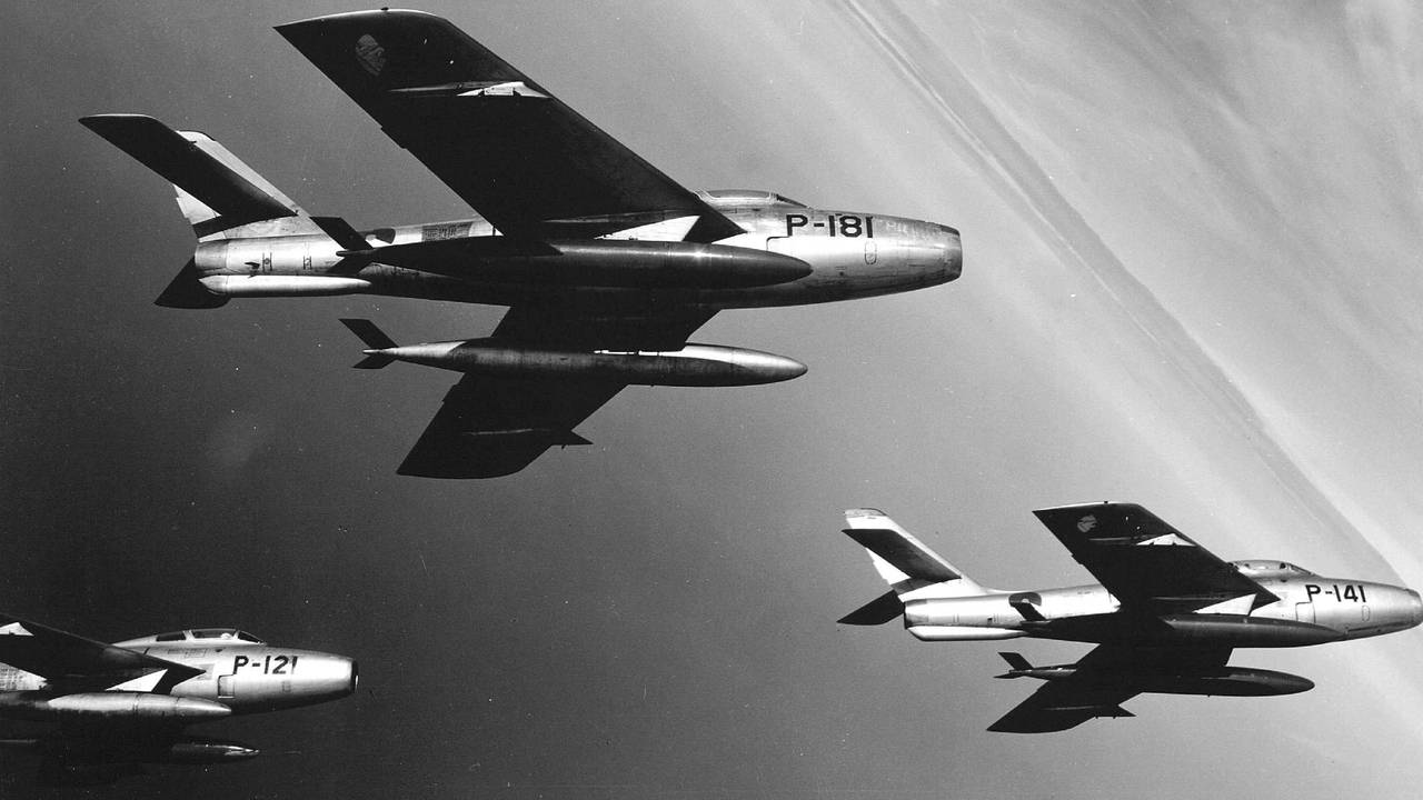 F84 Thunderstreaks die op Volkel stonden. (ANP)