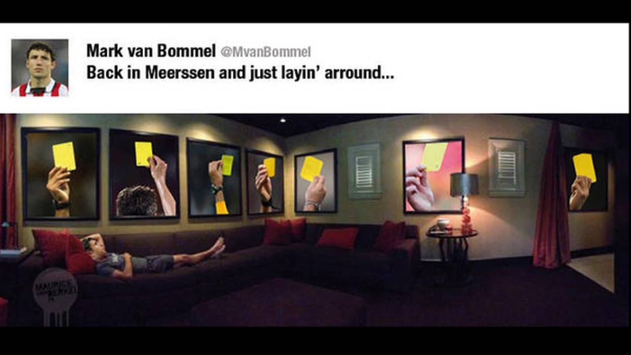 Mark van Bommel mijmert over gele kaarten.