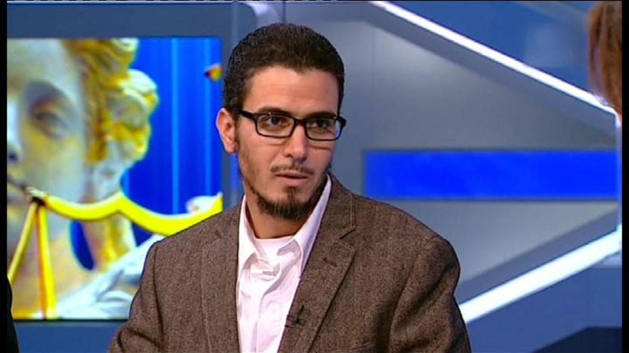 Abdeslam vertelde zijn verhaal bij Nieuwsuur (foto: Nieuwsuur).