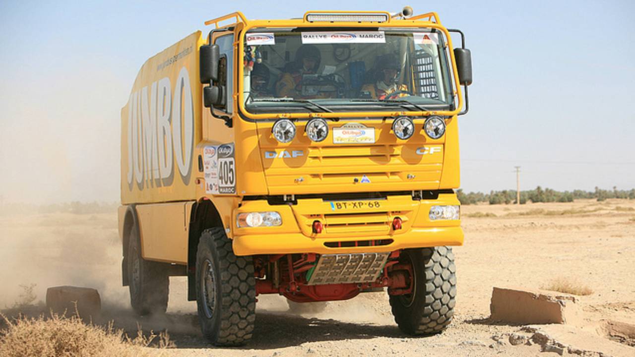 Frits van Eerd in actie tijdens Dakar.