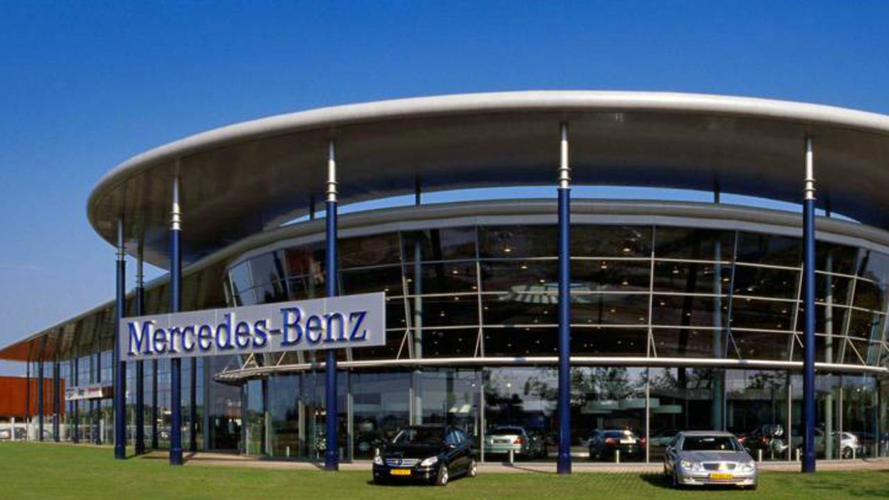 Mercedesdealer Rüttchen sluit twee vestigingen in Brabant Omroep Brabant