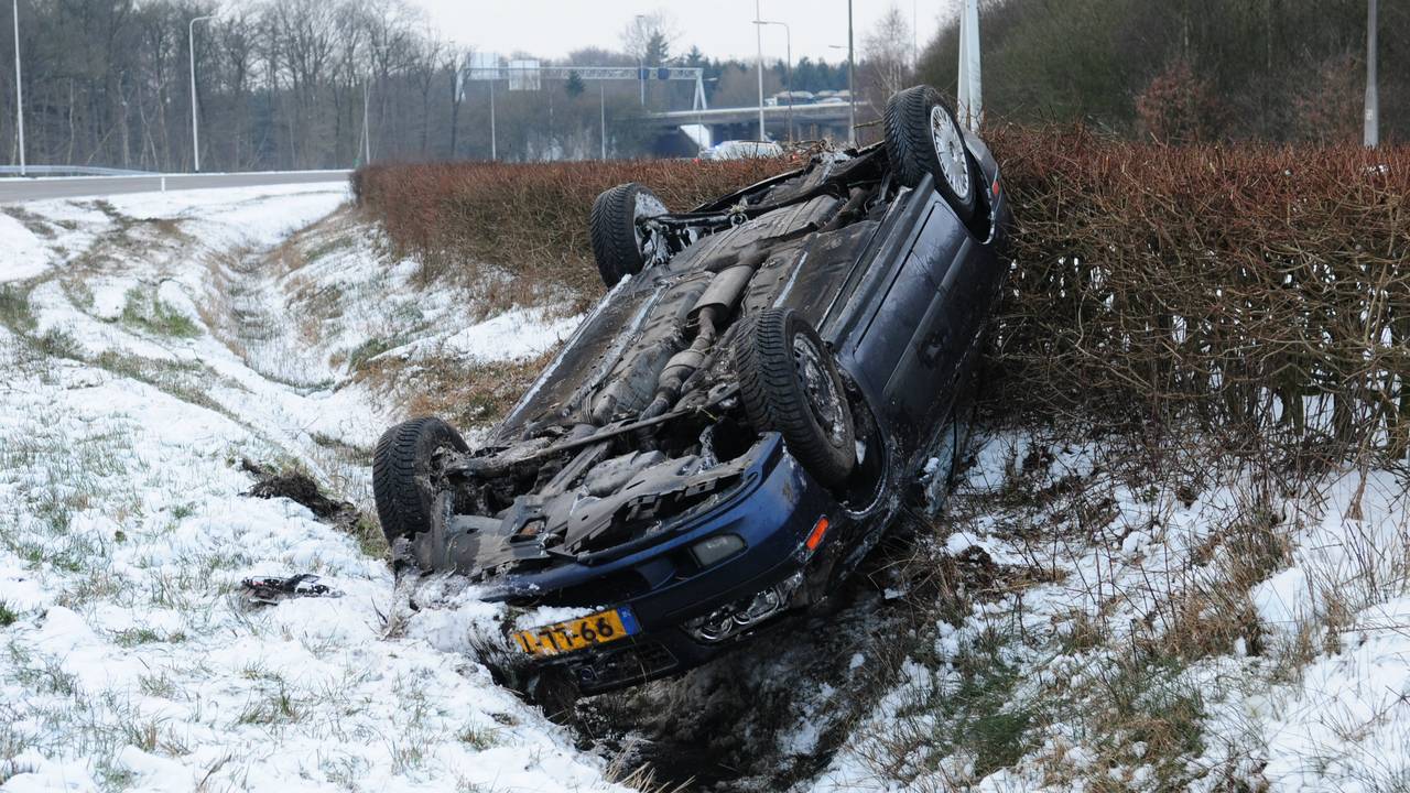 De bestuurder was slechts licht gewond (Foto: Rob de Haas/Mainstay Media)