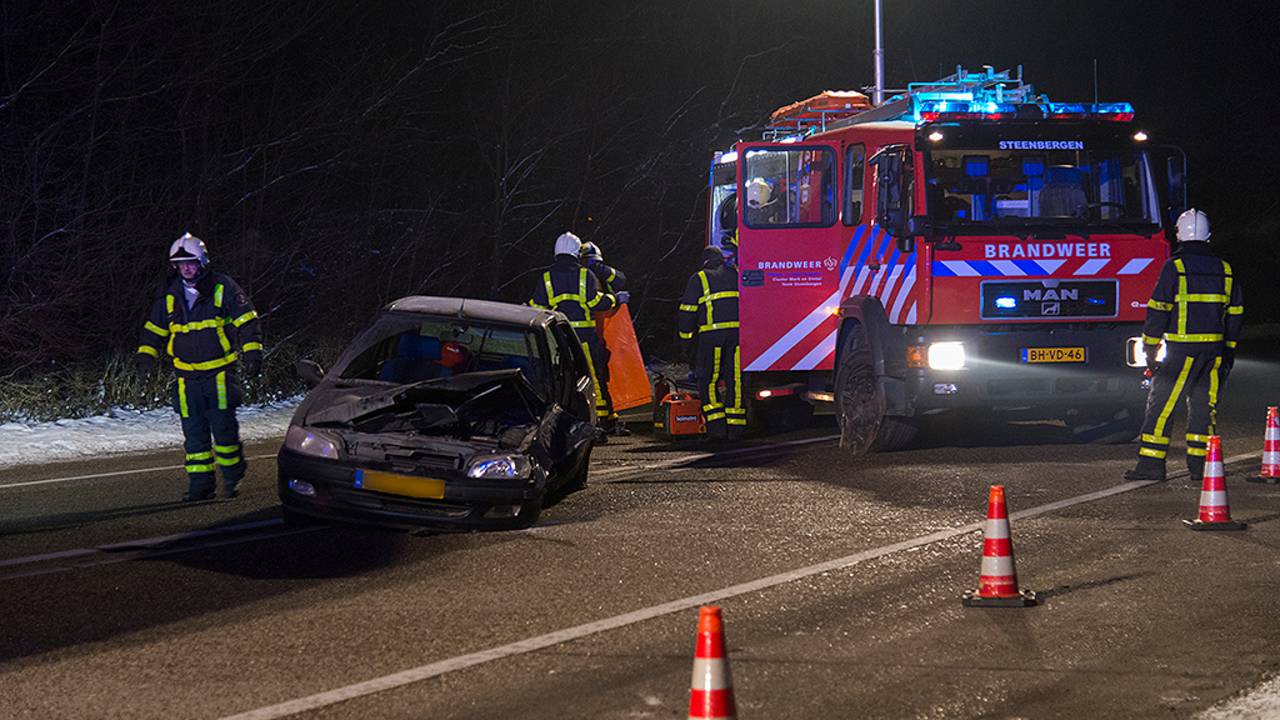 Gewonde bij ongeluk Steenbergen (Foto: Marco Verhage/SQ Vision)