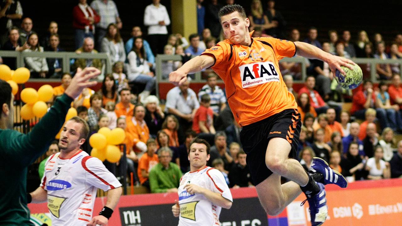 Iso Sluijters in actie voor het Nederlandse team (Foto: ANP)