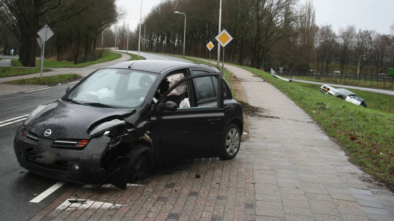 Eén gewonde bij ongeluk in Tilburg. (foto: Patric de Brouwer/SQ Vision)
