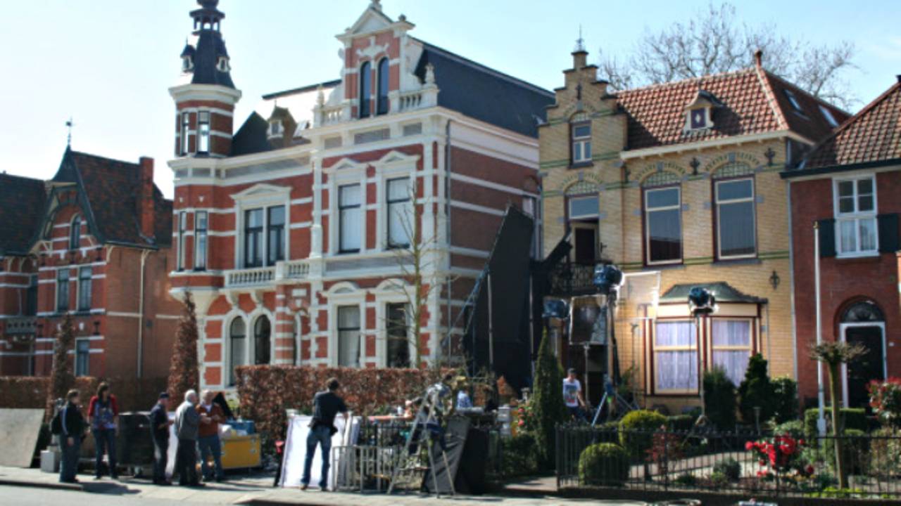 De monumentale villa (foto: Twitter, debendevanoss)