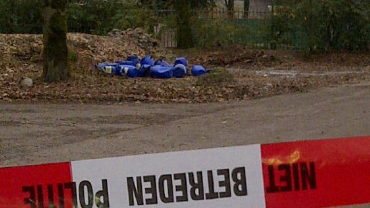 Vaten gevonden langs Oude Vensedijk