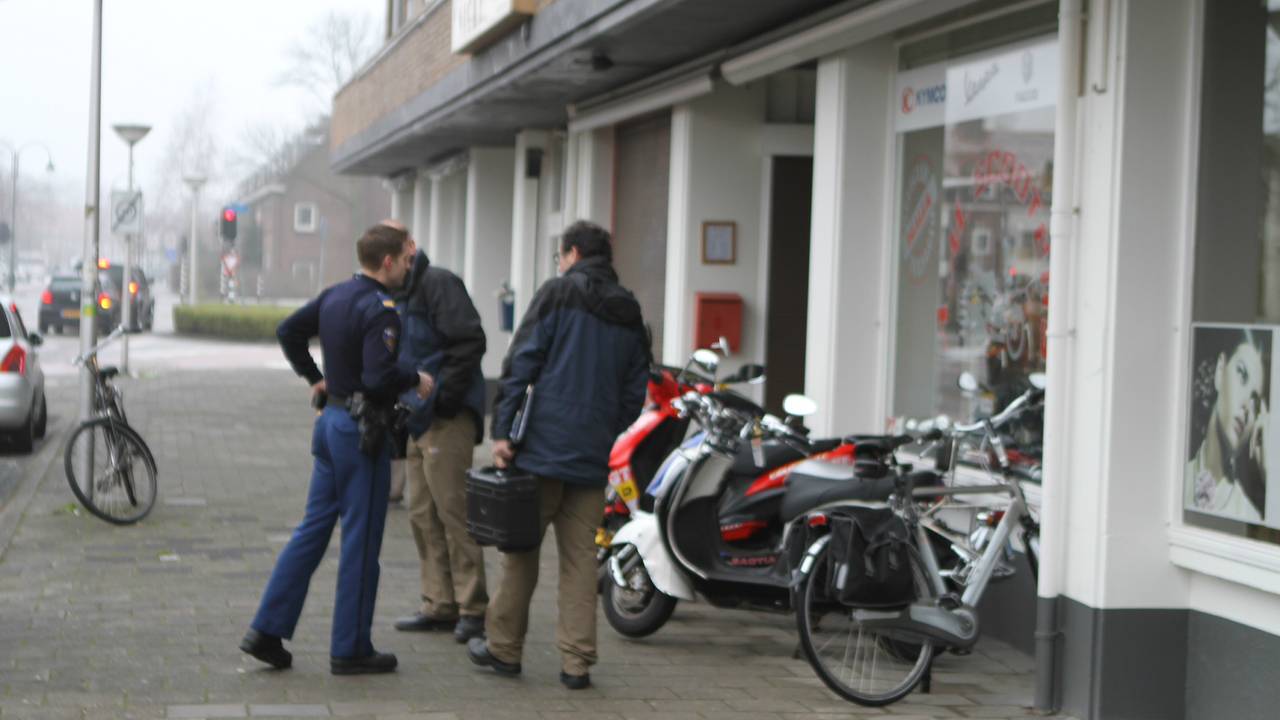 AM Scooters werd vrijdagochtend overvallen (Foto: Fons Hendriks).