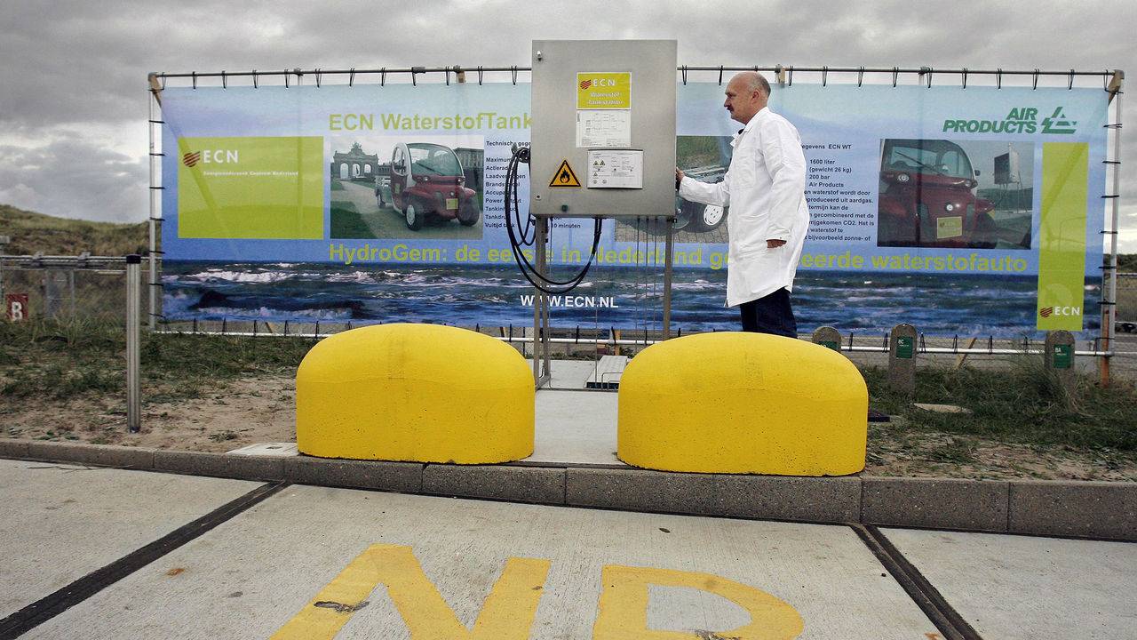 Een waterstoftankstation. (Foto: ANP)