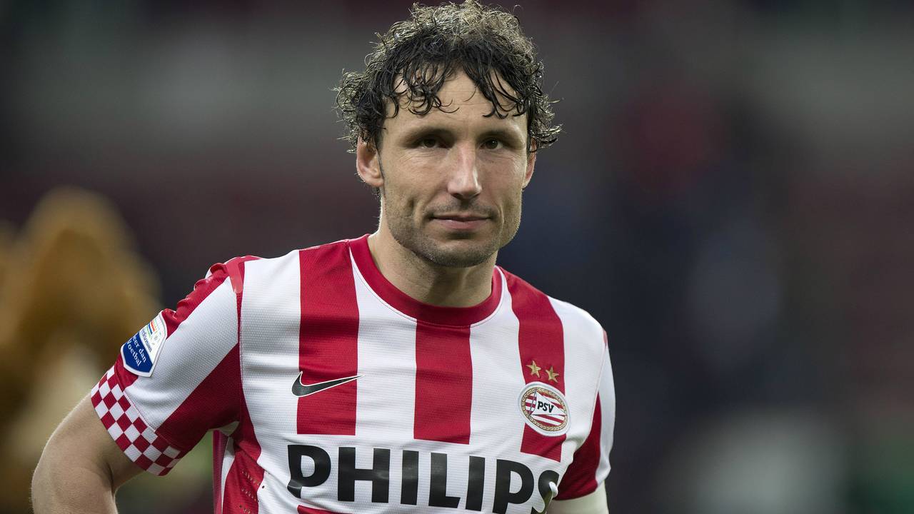 Mark van Bommel neemt op 19 juli afscheid als profvoetballer. Dat doet hij in het Philips Stadion.