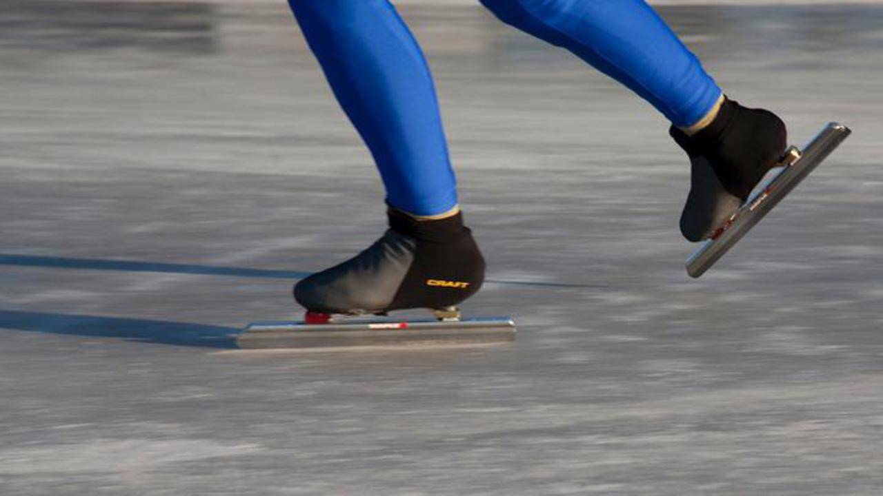 De ijsbaan blijft tot en met het winterseizoen 2013-2014 open.