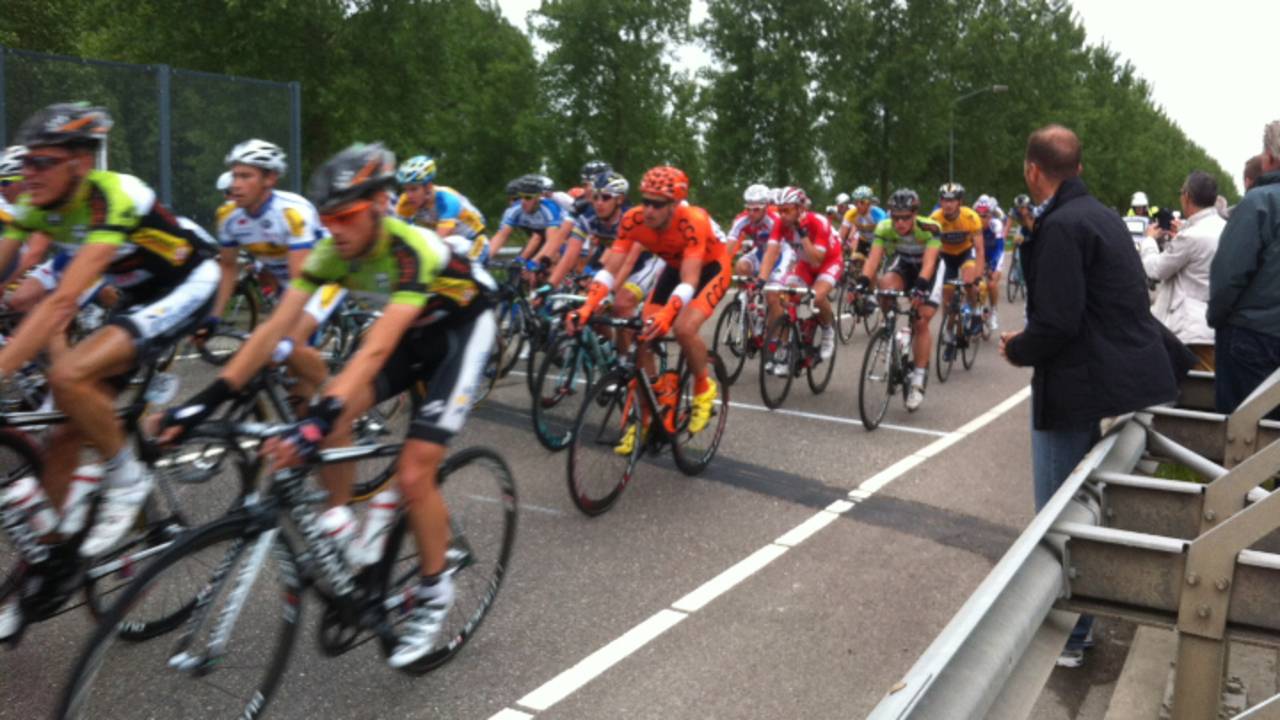 'De visvijver voor wielerploegen is klein'