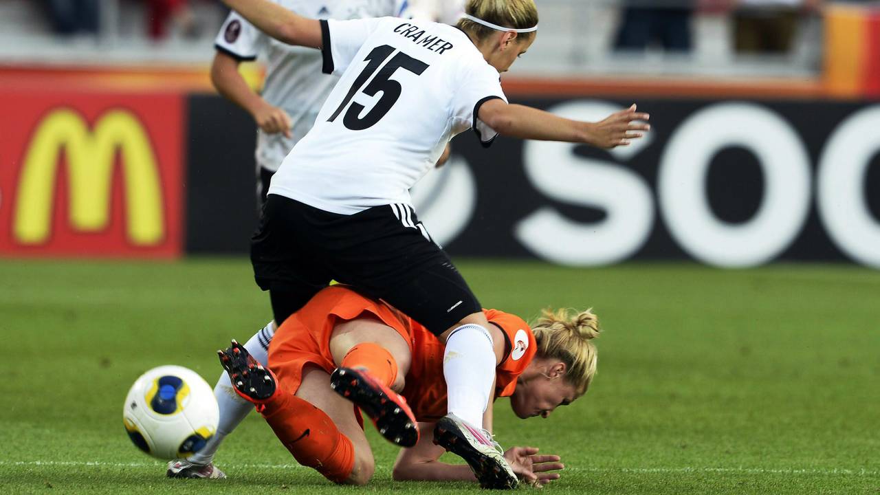 Nederlandse vrouwen beginnen EK voetbal in Zweden met knap ...