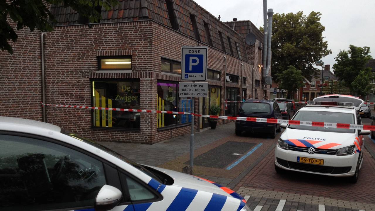 Overval op zonnestudio in Budel (foto: Hans van Hamersveld/SQ Vision)