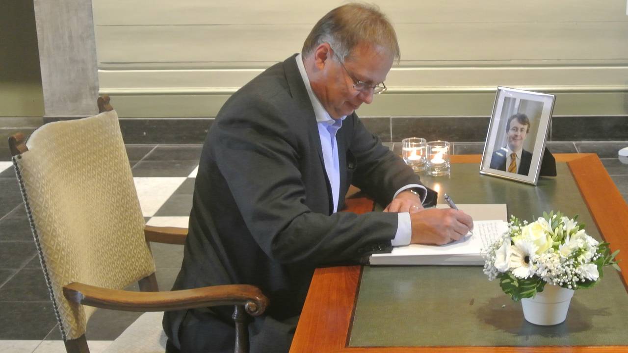 Ga naar slide 1