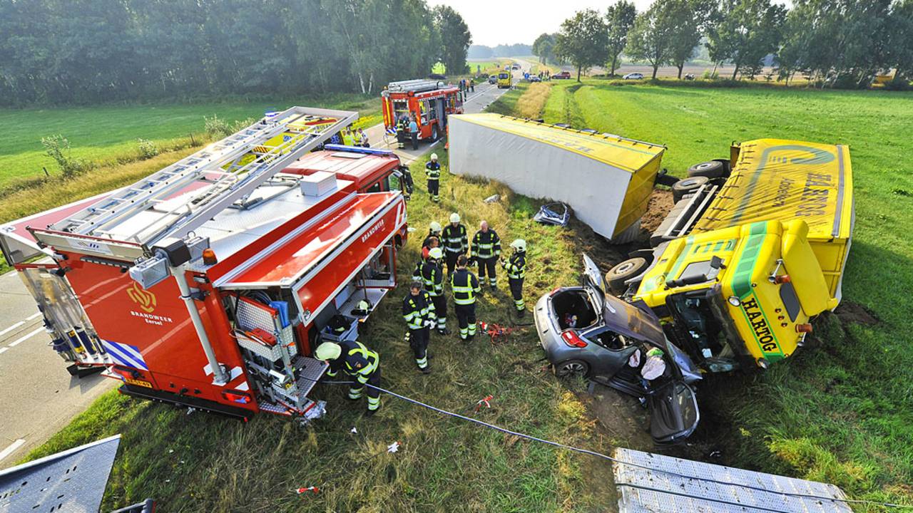 De verkeerschaos na het ongeluk (Foto: Rico Voge\ls/SQ Vision).