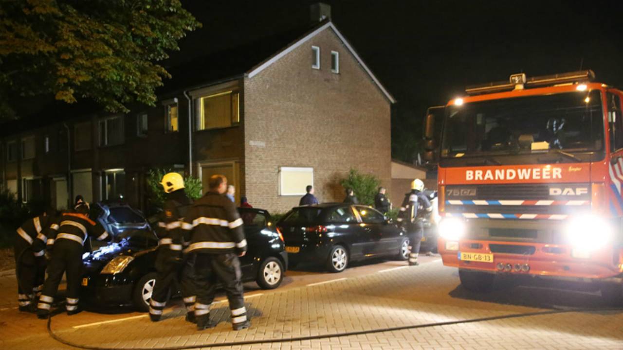 De brandstichting wordt onderzocht. (Foto: Gabor Heeres/SQ Vision Mediaprodukties)