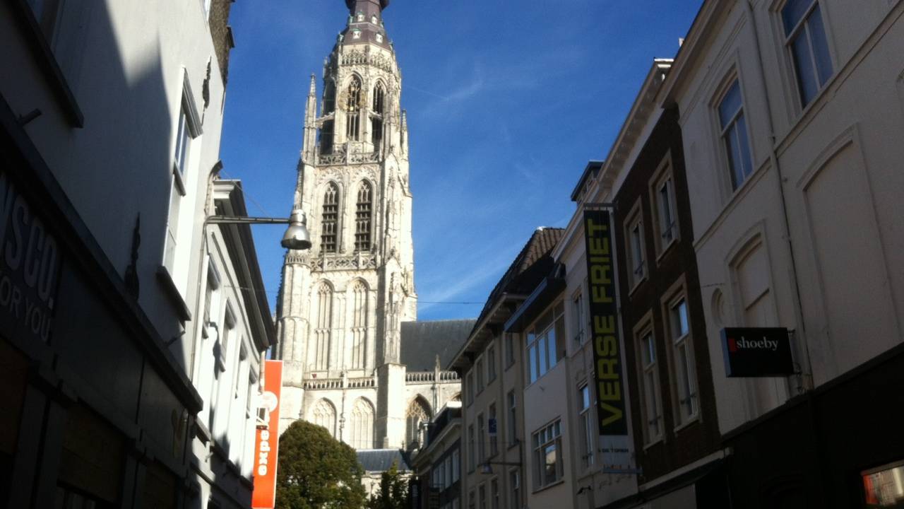 Het centrum van Breda met de Grote Kerk