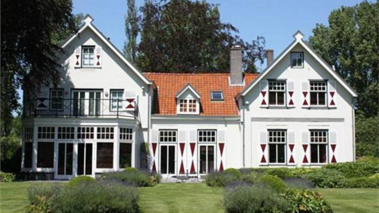Niemand wil 'Schatjes'villa in Breda kopen Omroep Brabant
