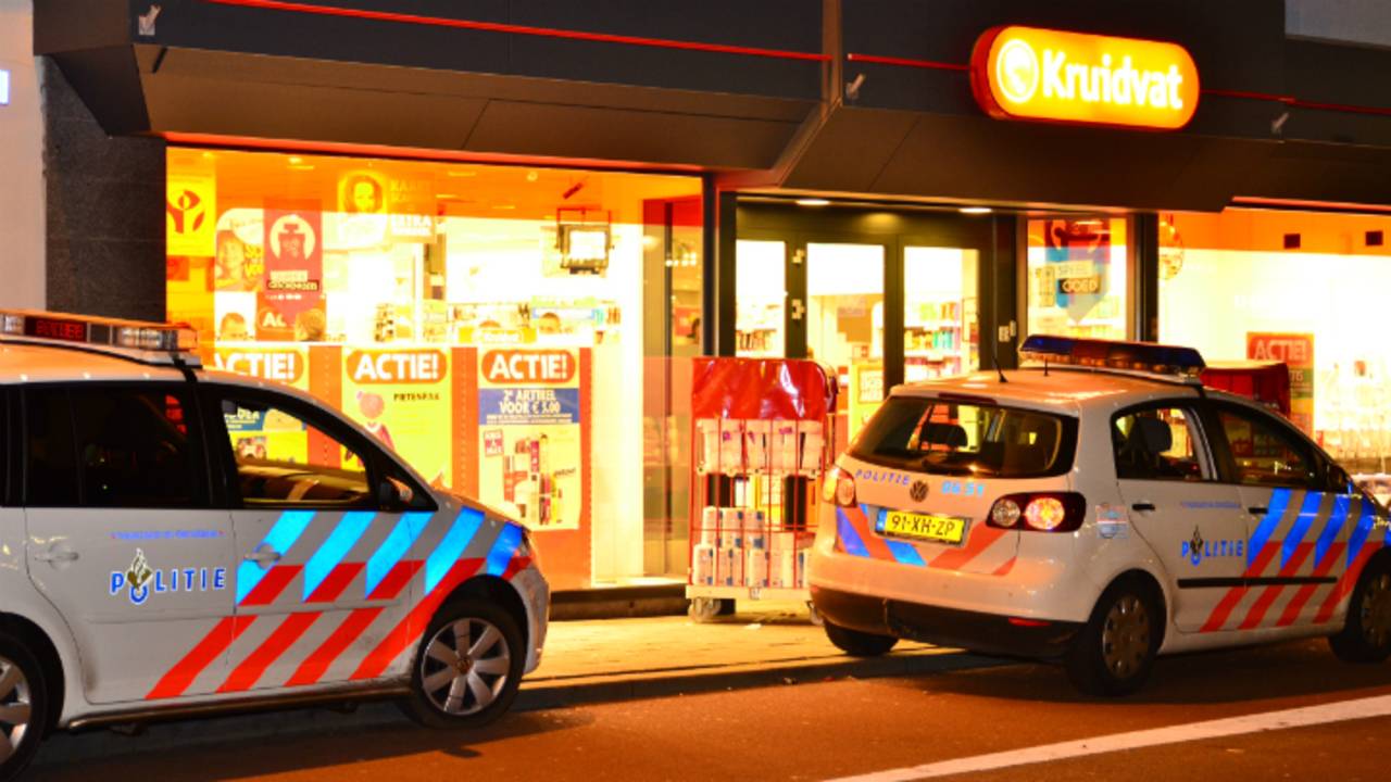 gewapende overval op kruidvat zomerstraat tilburg eindhovenaar 21 aangehouden omroep brabant