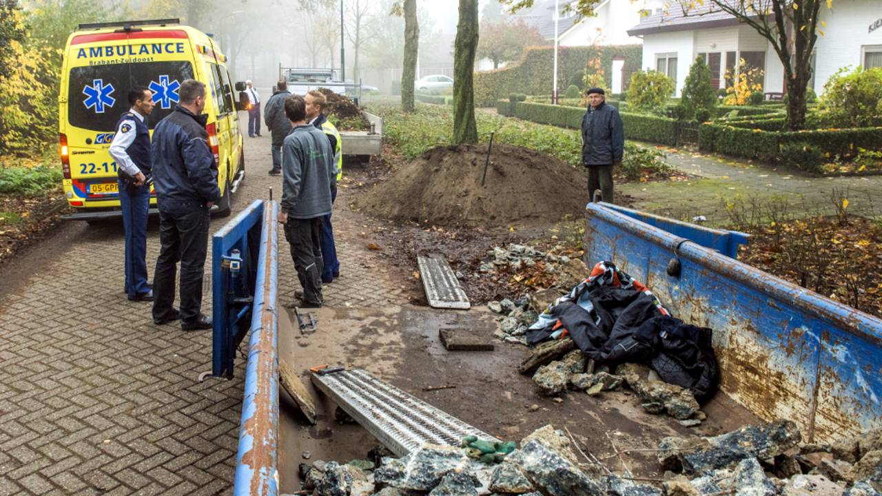 Het ongeluk gebeurde op straat. (Foto: Sem van Rijssel / SQ Vision)