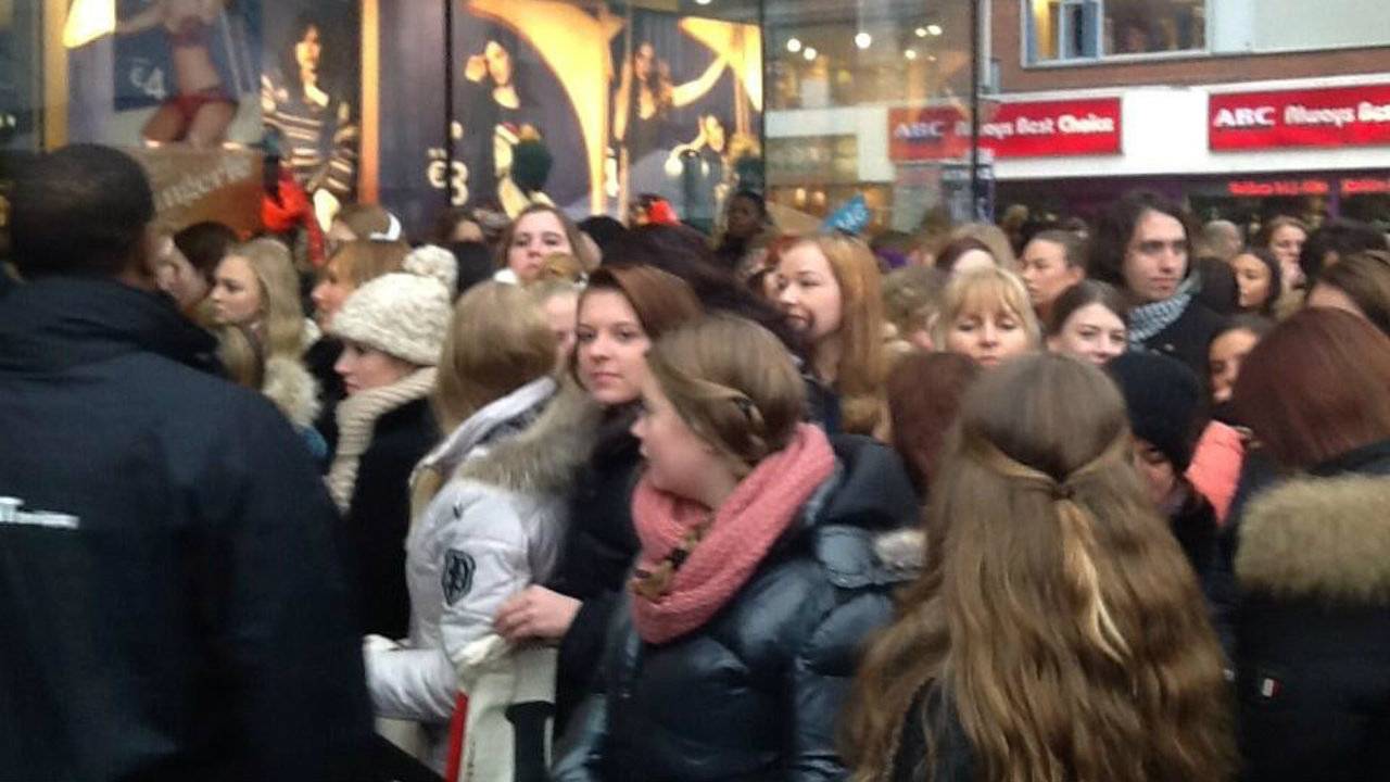 Drukte bij de opening