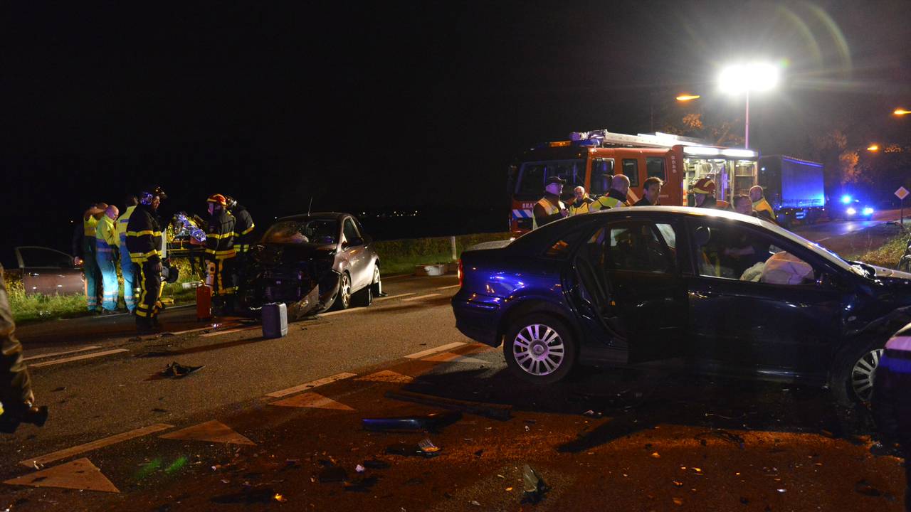 Ravage op de Bredaseweg in Rijsbergen (foto: Perry Roovers/SQ Vision)
