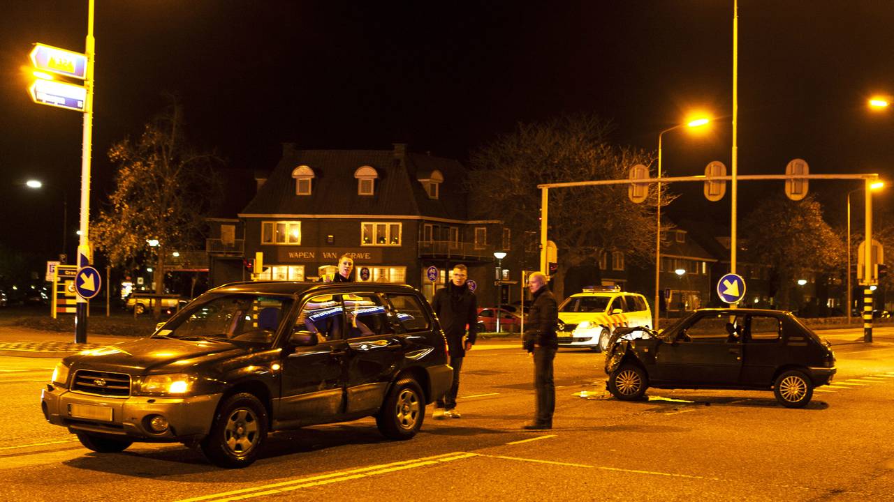 Een persoon raakte gewond bij de botsing (foto: Saskia Kusters/Kusters Media)