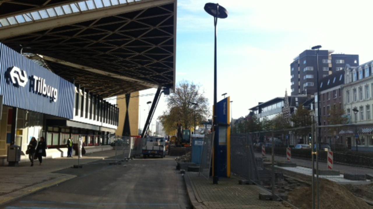 Het treinverkeer komt zondag weer op gang