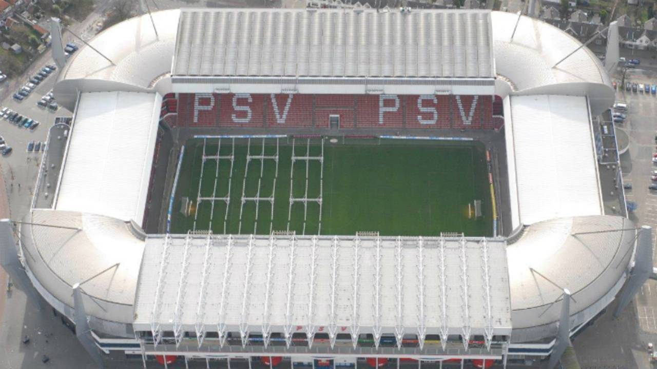 Philips Stadion (foto: Henk van Esch)