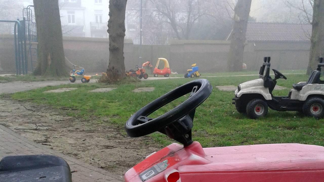 Raar speelgoed in Bossche stadstuin.