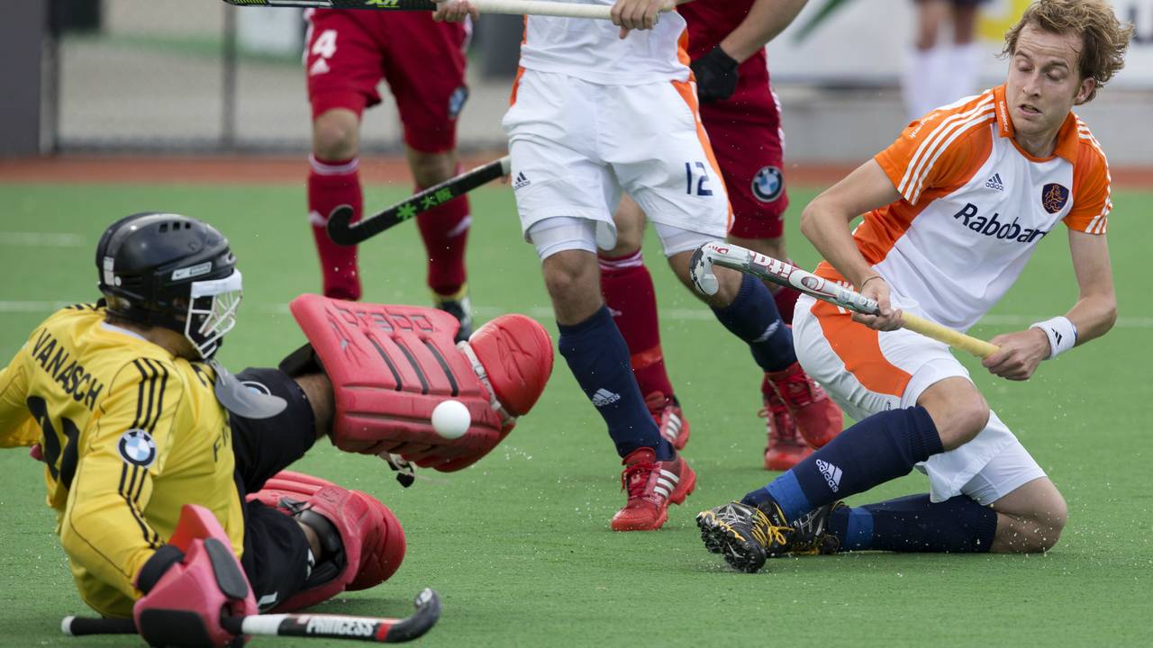 Belgisch international Vincent Vanasch wordt keeper Oranje Zwart