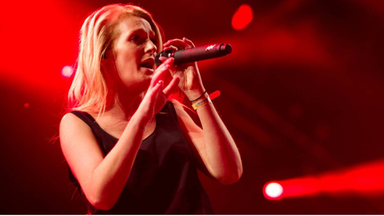 De vader van Tijn is geraakt door het nummer van Miss Montreal.