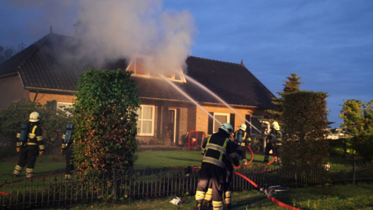 Geen gewonden bij brand (foto: Marco van den Broek / SQ Vision)
