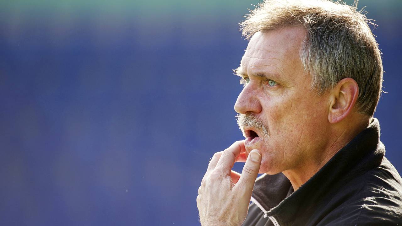 Ruud Kaiser van FC Den Bosch kreeg het aan de stok met de trainer van FC Dordrecht.