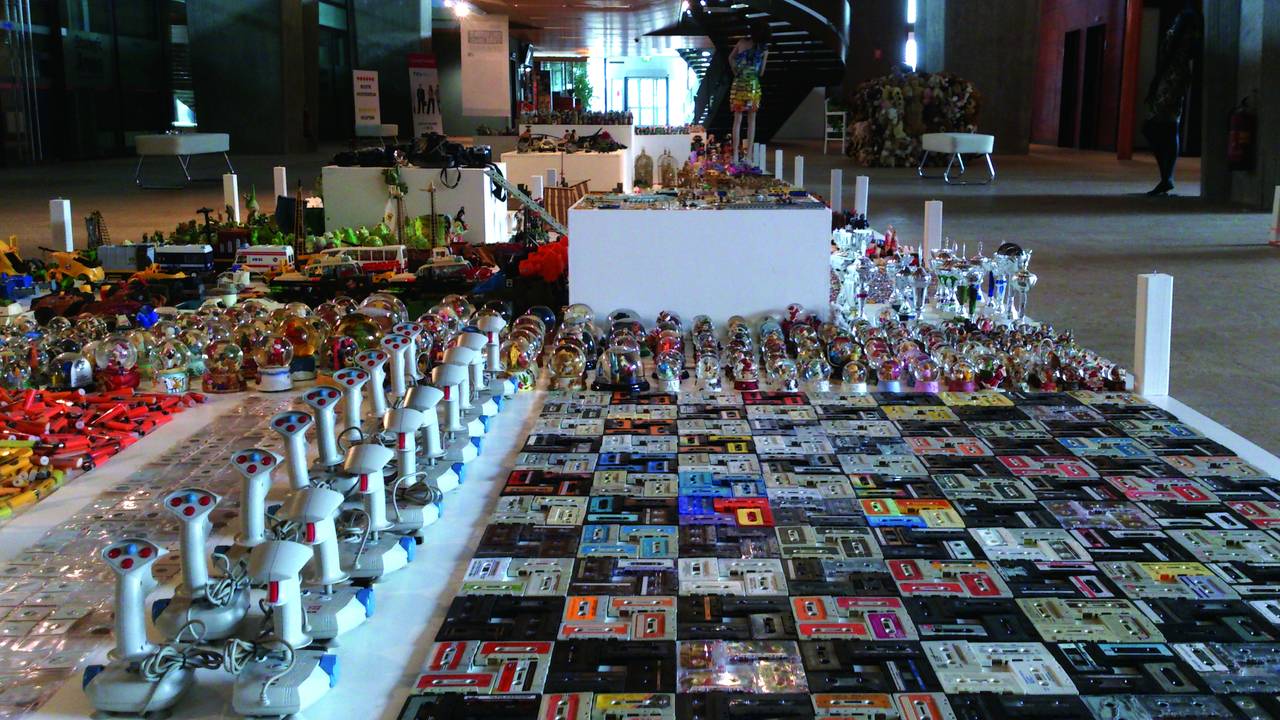 Aan het leren onwettig extreem Curieuze tentoonstelling: duizenden flippo's en puntenslijpers te zien bij  TU Eindhoven - Omroep Brabant