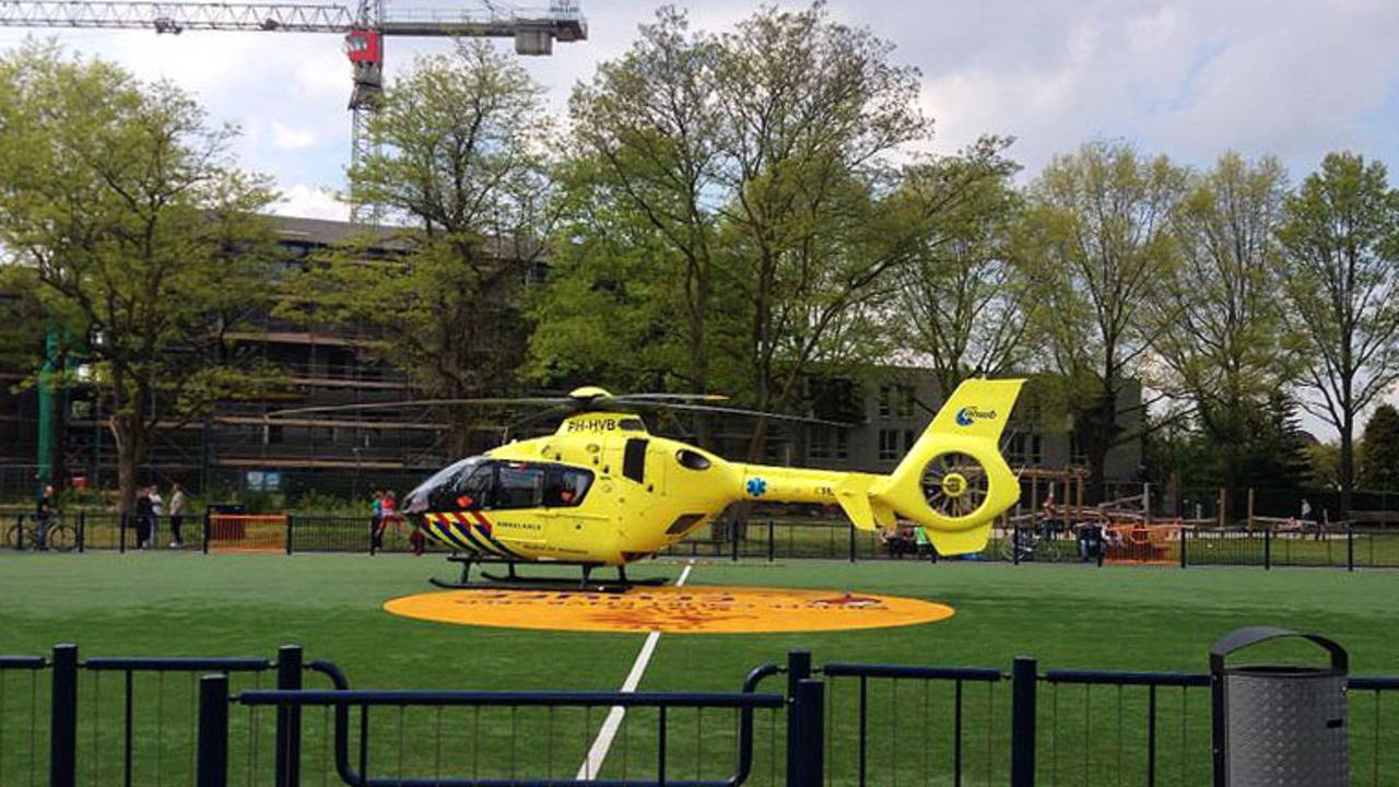 Tramauheli vlakbij de bouwplaats