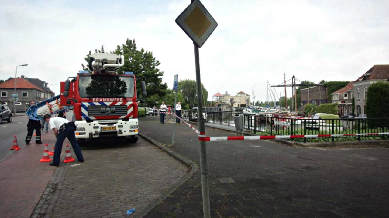 Dode man gevonden in het water in Steenbergen