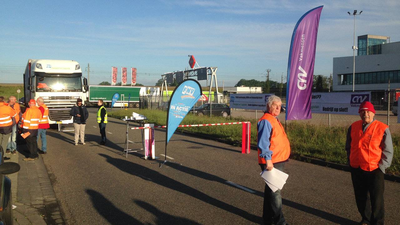 Vrachtwagenchauffeurs voeren actie om hoger loon 