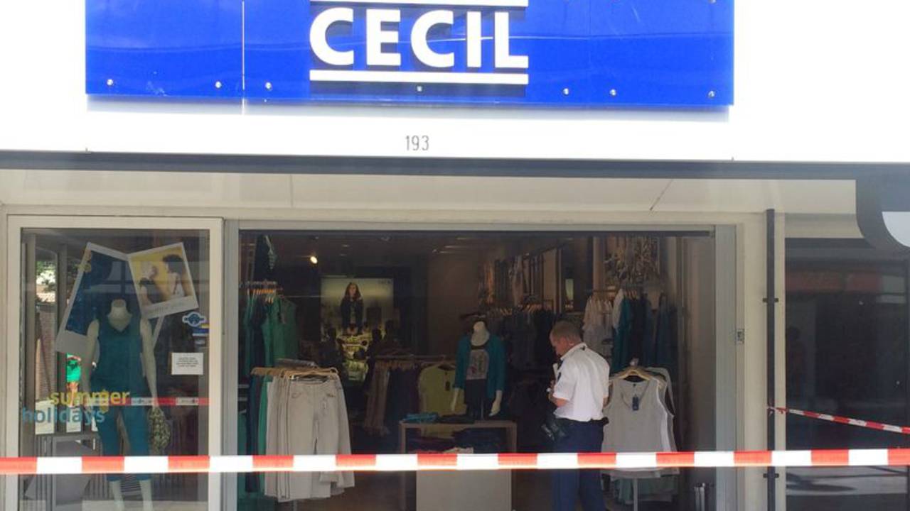 De overvaller ging er zonder buit vandoor. (foto: SQ Vision)