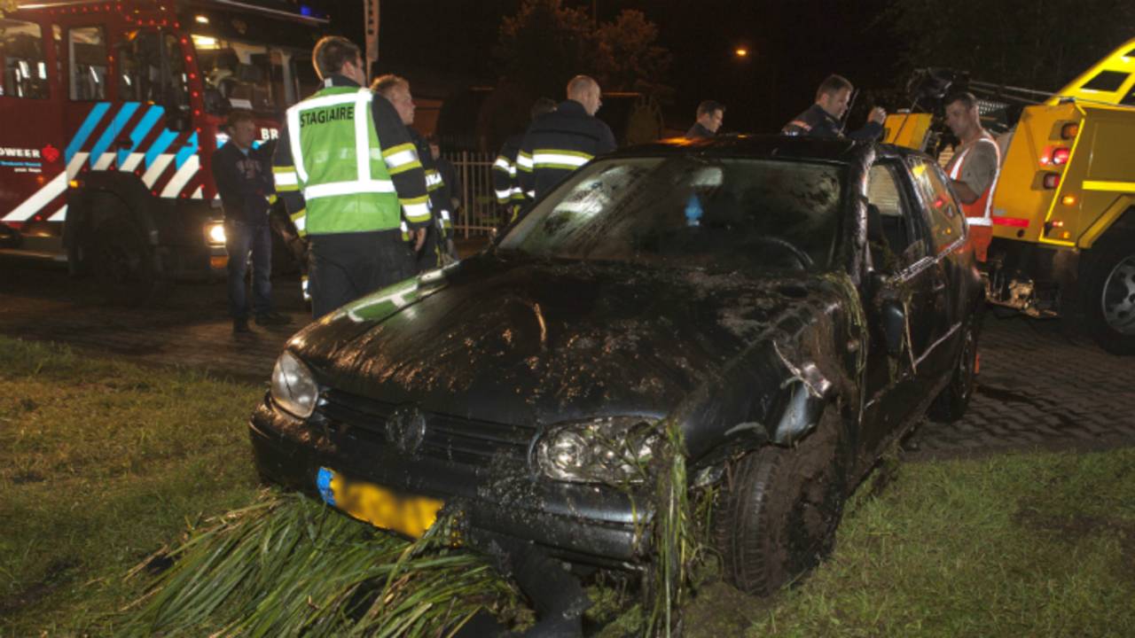 Vermoedelijk schatte de bestuurder de weg verkeerd in (foto: Saskia Kusters)