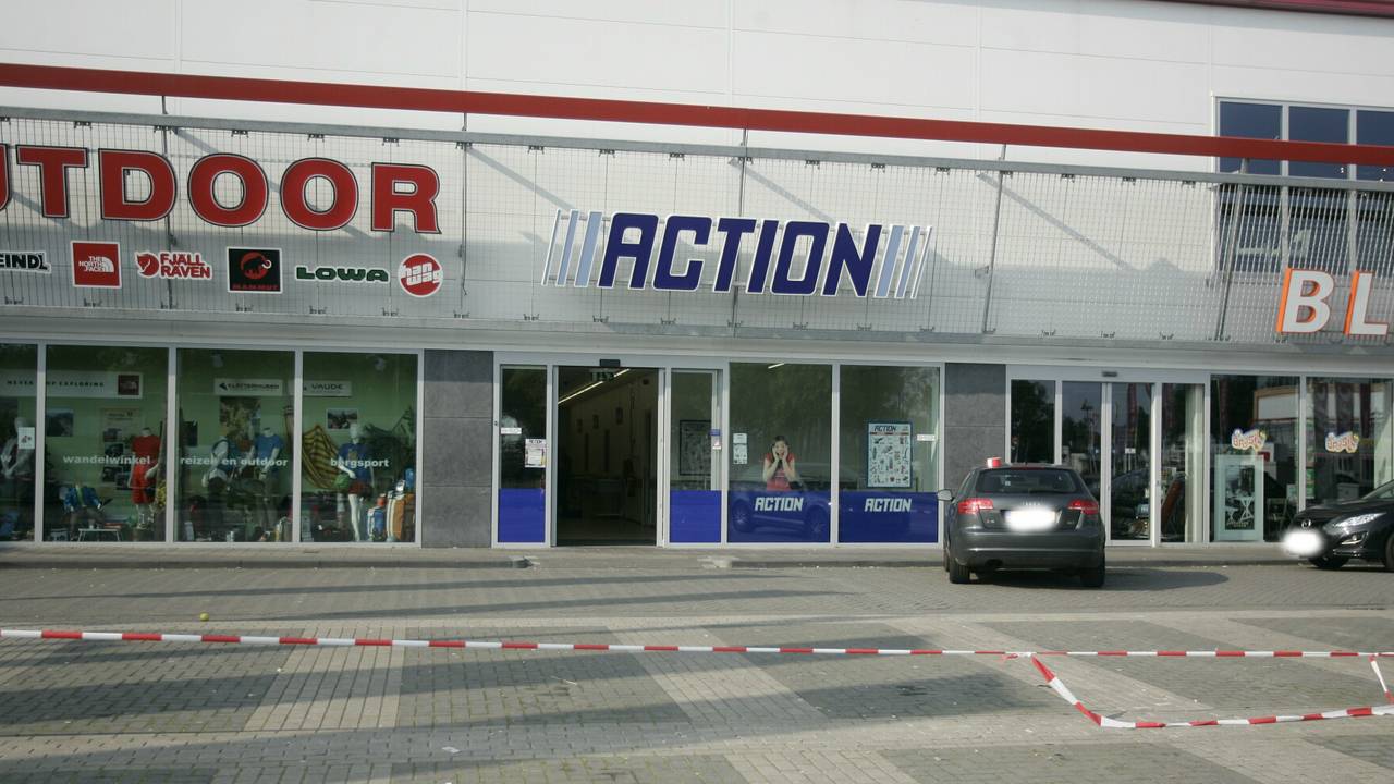 Medewerkers Action Roosendaal opgesloten tijdens overval 
