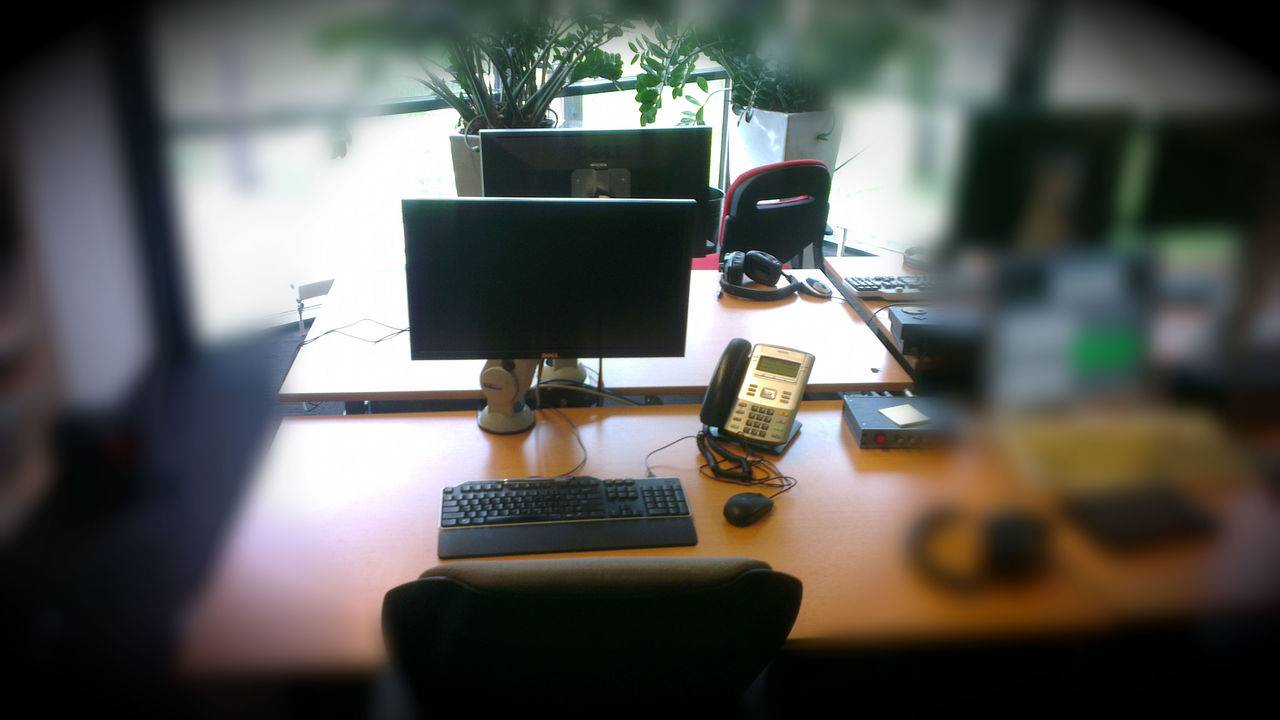 Gemeenteambtenaren staken.