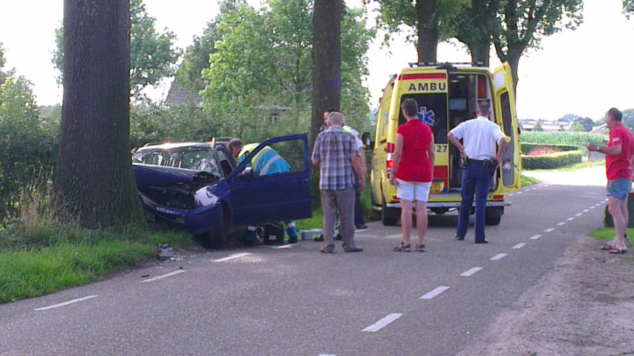 Gewonde bij ongeluk (foto: Saskia Kusters / SK-Media)