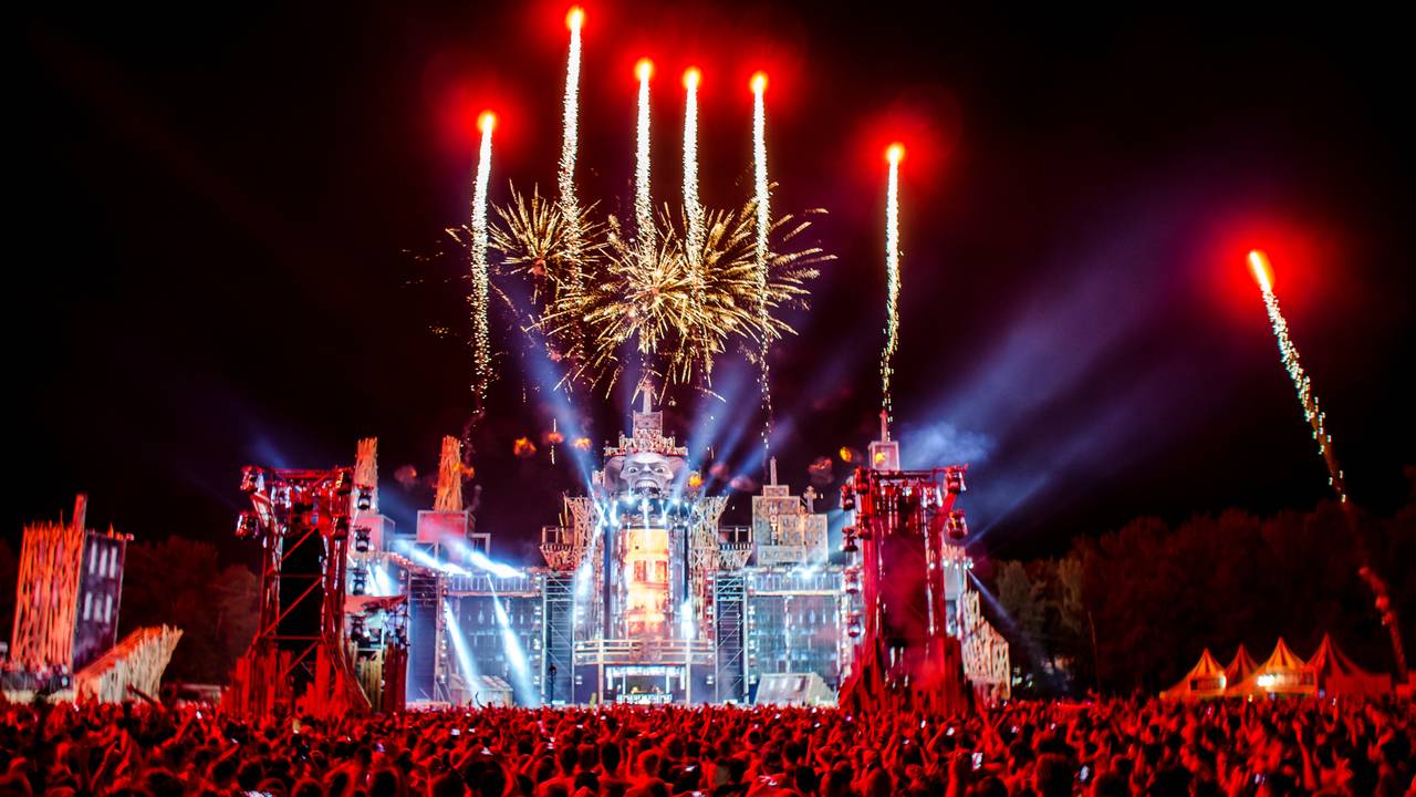 Dominator 2014 (foto: Gert-Jan Kusters/Feestzoom.nl)